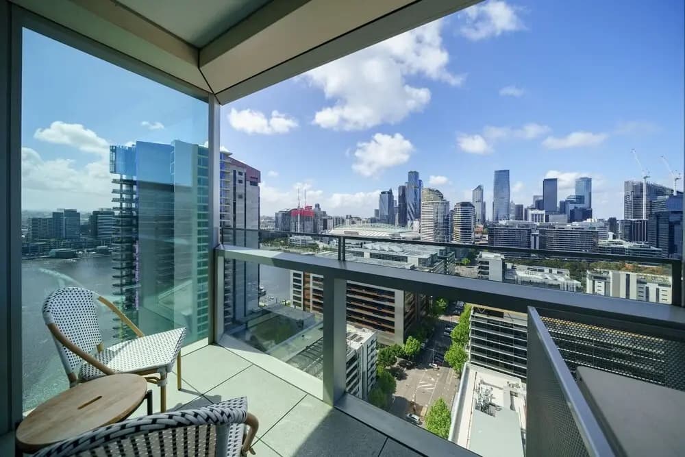 888 Collins - photo 15