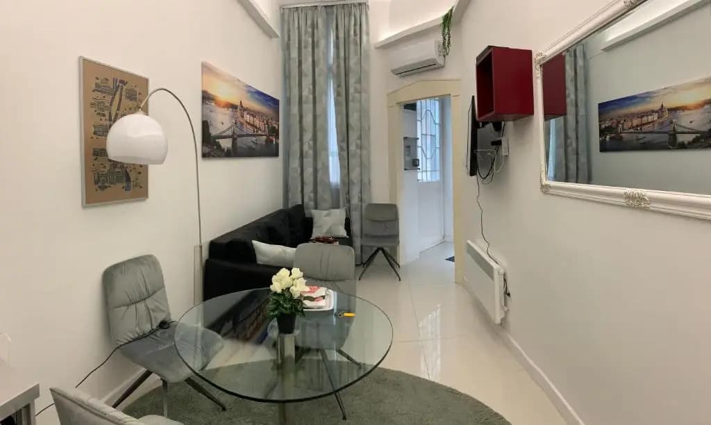City Corso Apartman - photo 6