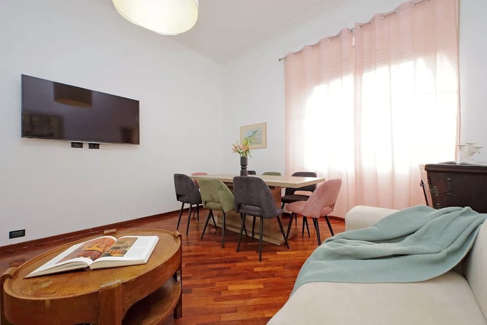 Giuliana Giant Apartment - photo 18
