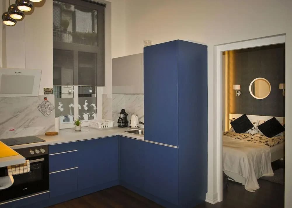Sunset Central Apartment All Within Walking Distance - photo 3
