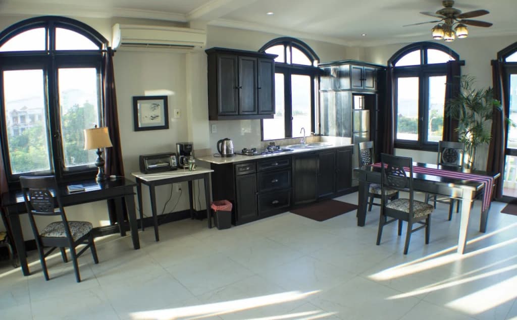 Hamilton Oceanview Villa - photo 23