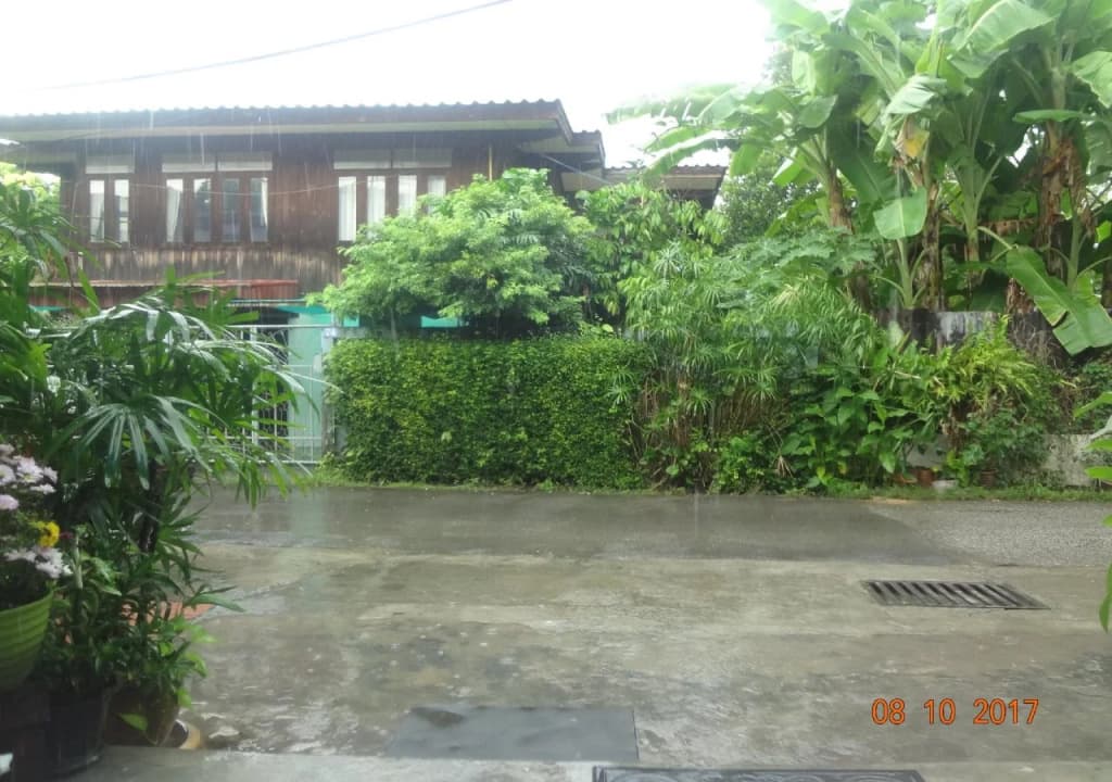 Sarabu Guest House - photo 24