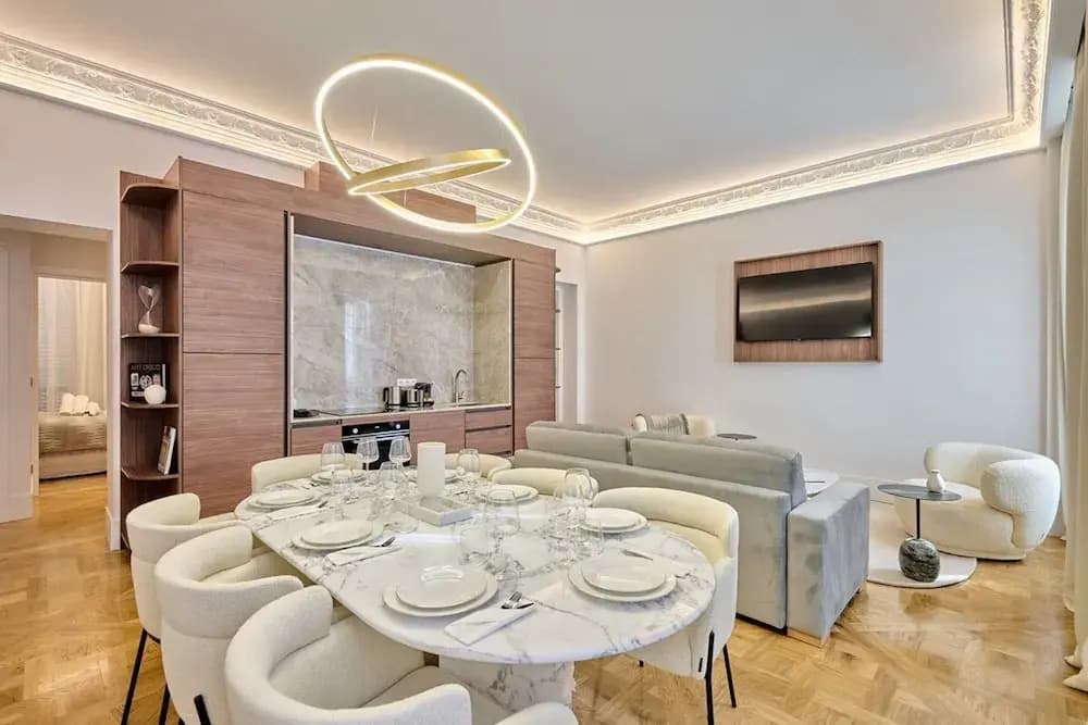 Luxurious Matignon/saint Honore Apartment - photo 12