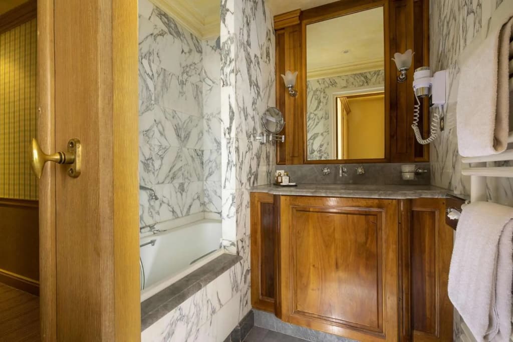 Hotel Chambiges Elysées - photo 8