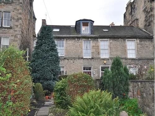 19 Meadow Place Guesthouse - main photo