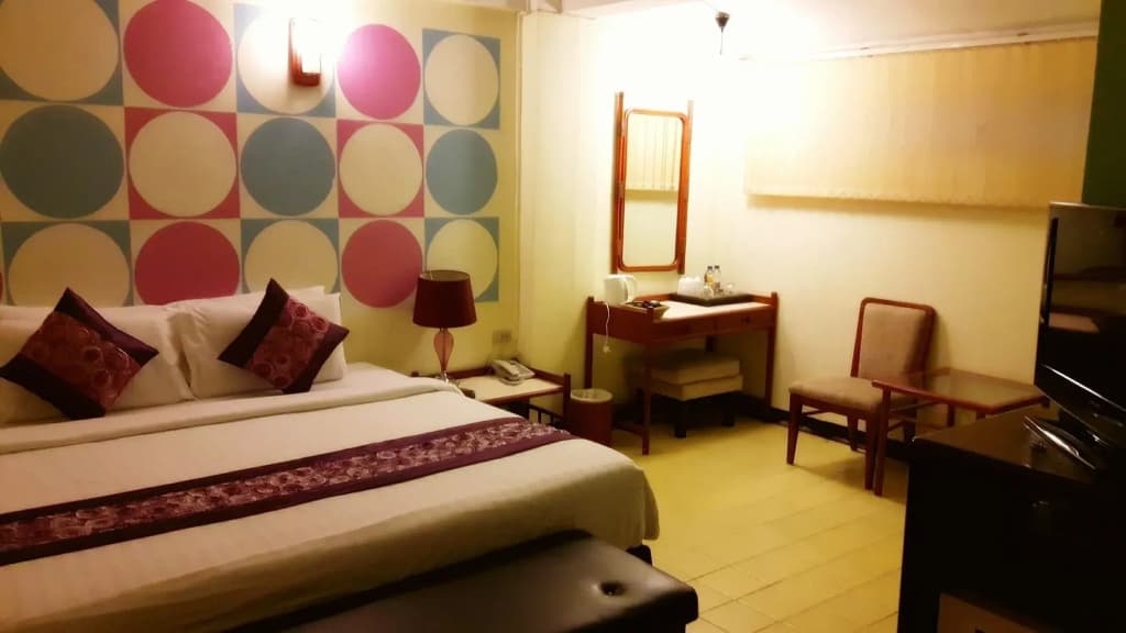 Sawasdee Sukhumvit Inn - photo 36