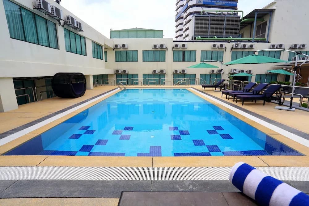 Aliya Hotel Klang - photo 19