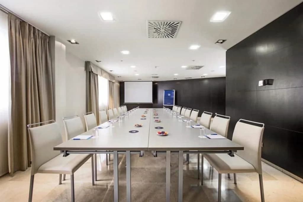 NH Madrid Príncipe de Vergara - photo 19