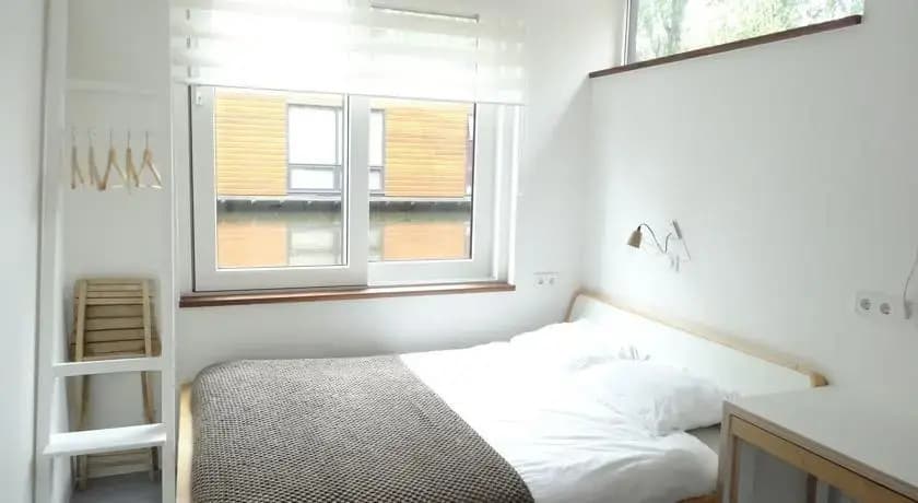 Private studio on houseboat in the centre! - photo 2