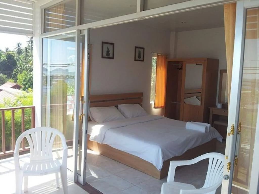 Baan Tai Backpackers - photo 3