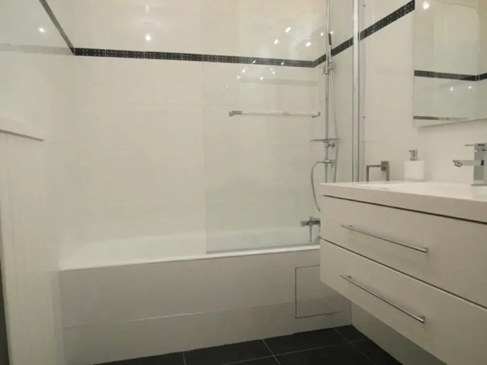 Studio in Paris, With Wifi - photo 11