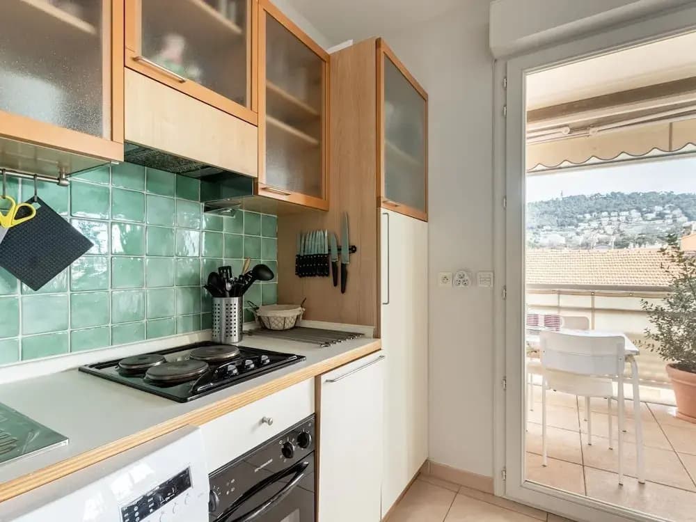 Elegant Holiday Home in Nice with Balcony - photo 18