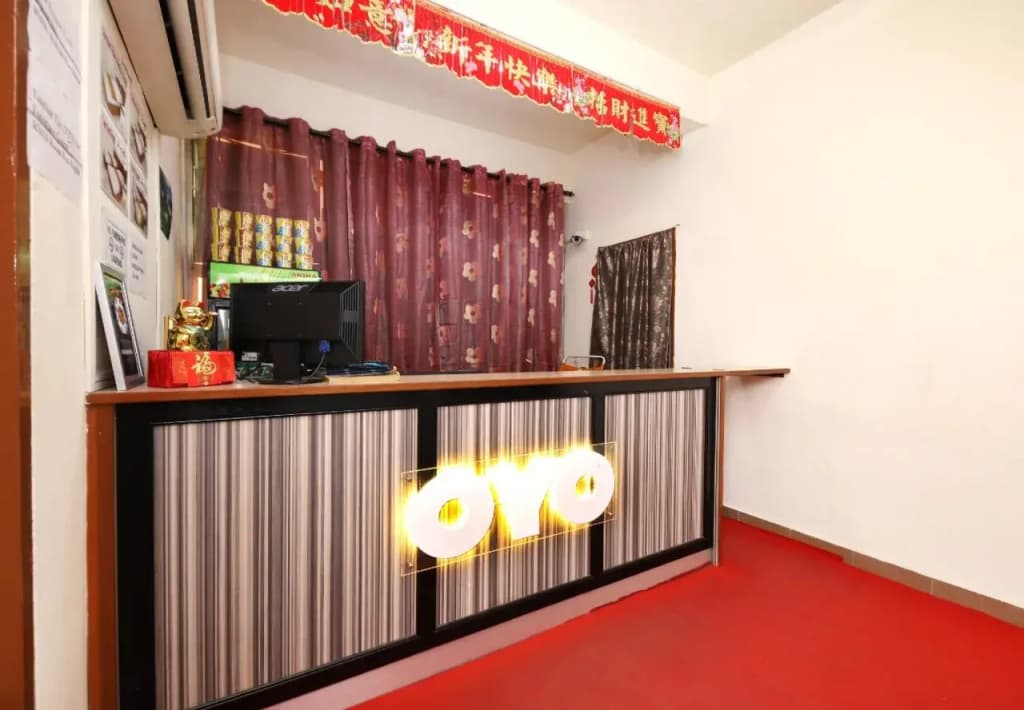 OYO 738 Hotel 81 - photo 13