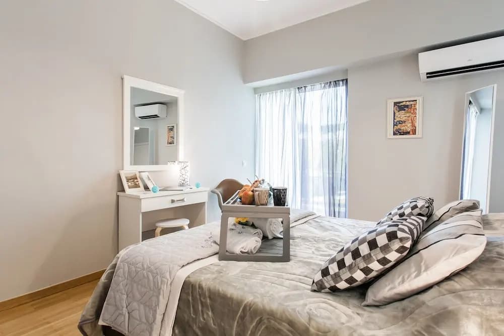 High Class Huge Central Apartment - main photo