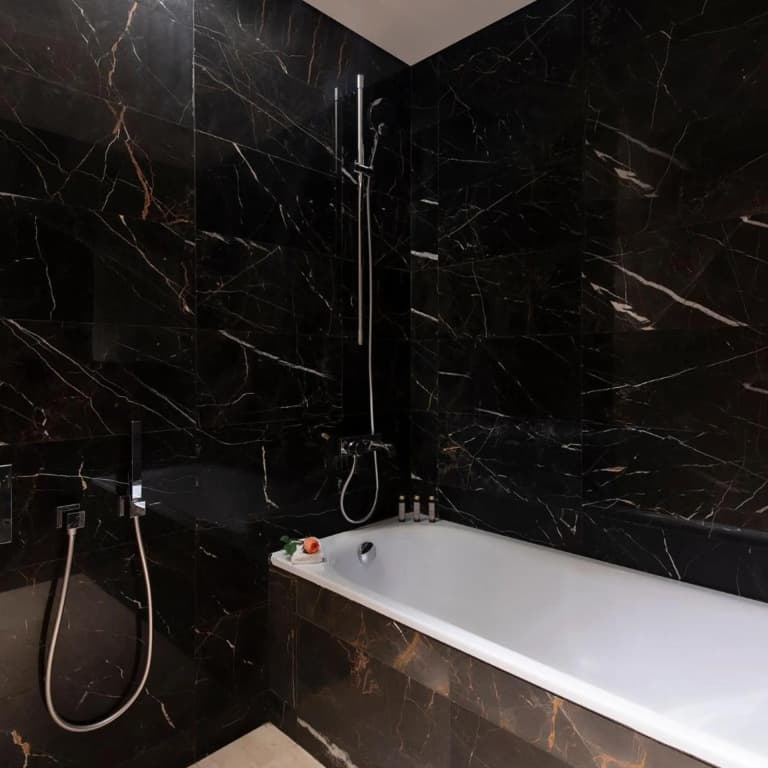 The Bentley Luxury Hotel and Suites - photo 47