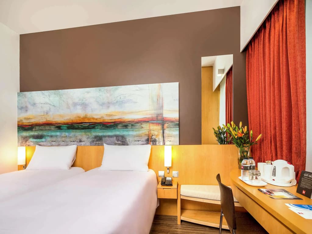 ibis One Central Hotel - photo 6