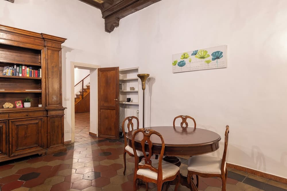 Piazza Navona Charming Large Apartment - photo 14