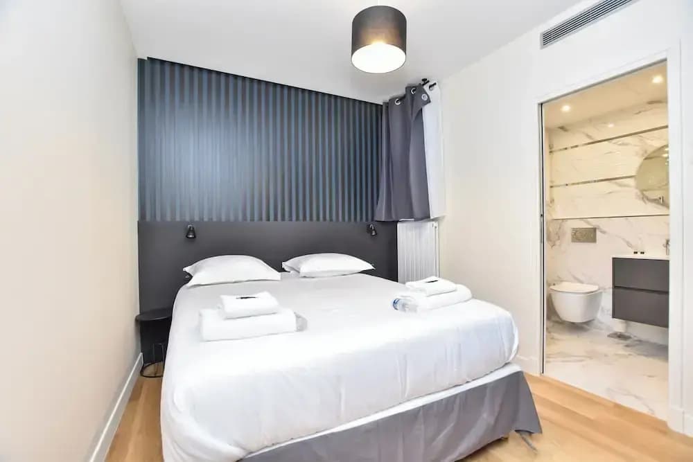 Authentic Apartment - 2br/6p - Palais Garnier - photo 3