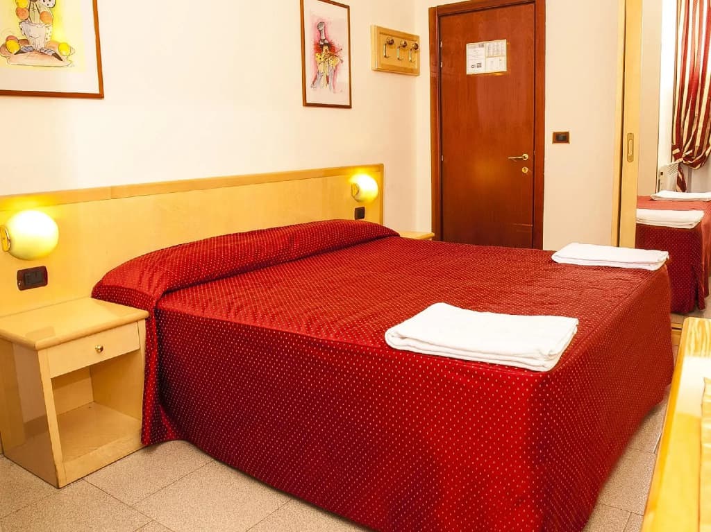 Hotel Fiorella Milano - photo 3