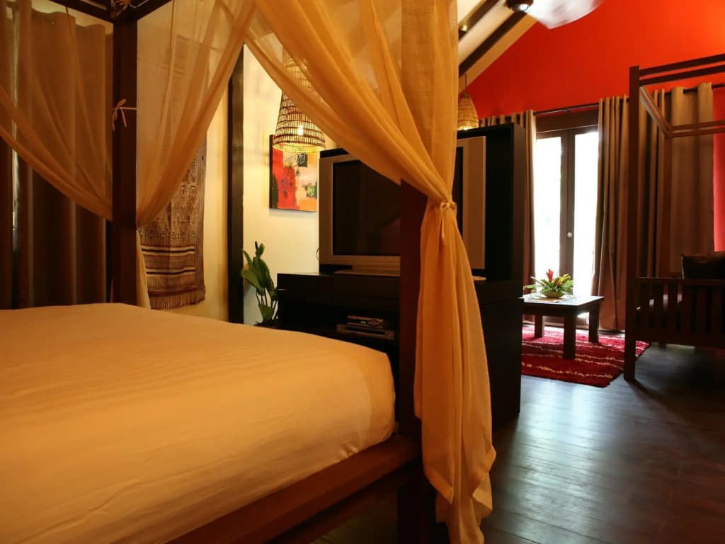 The Village House - photo 23