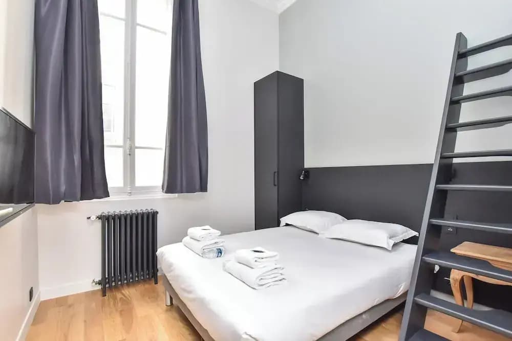 Cozy Apartment - 2br/7p - Arc de Triomphe - photo 2