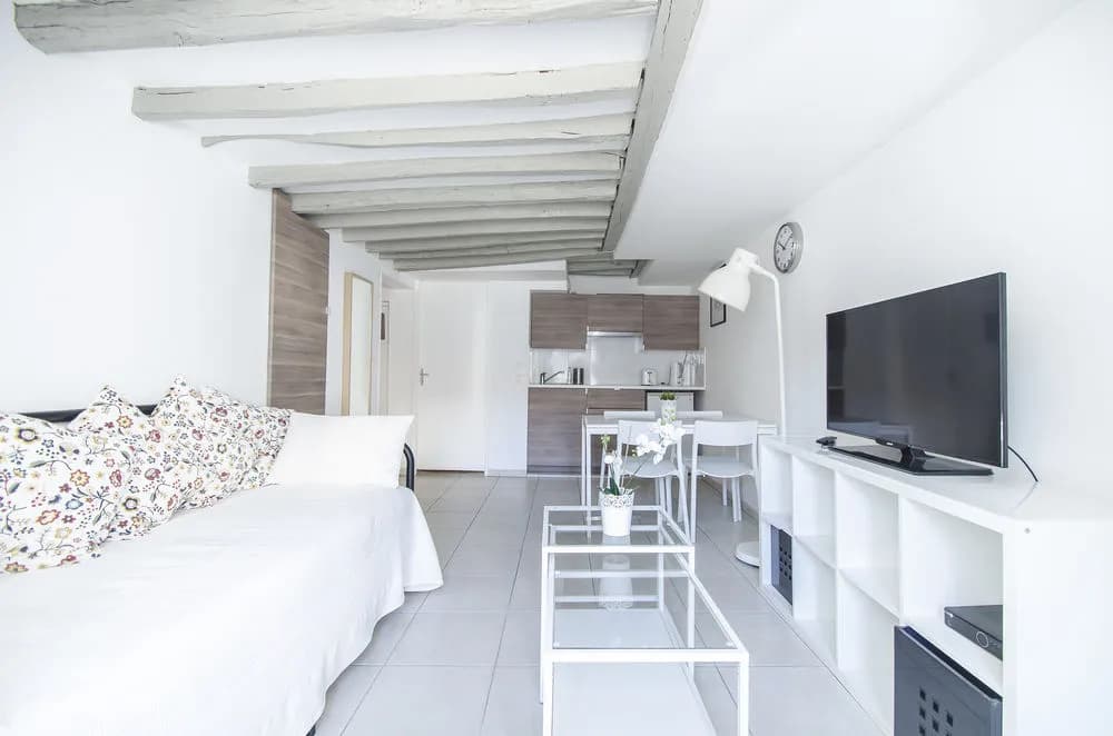 Luxury Apartment in Paris - République - photo 34