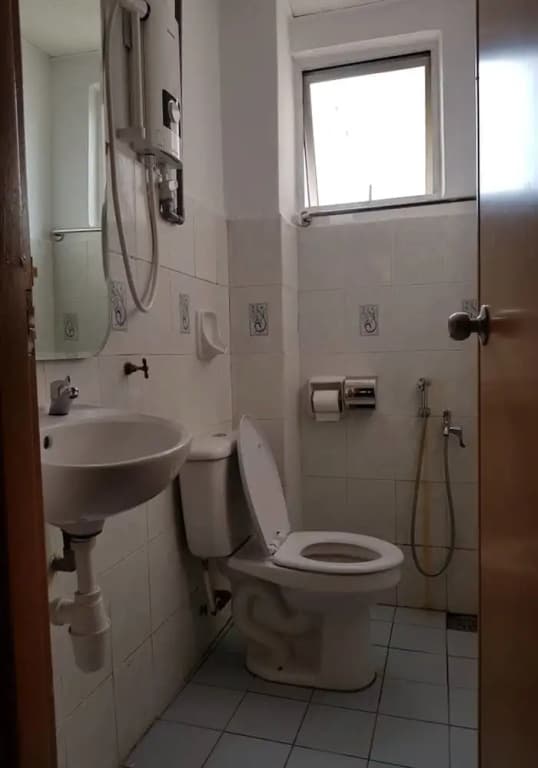 Anjung Apartment 3BR 1 - photo 7