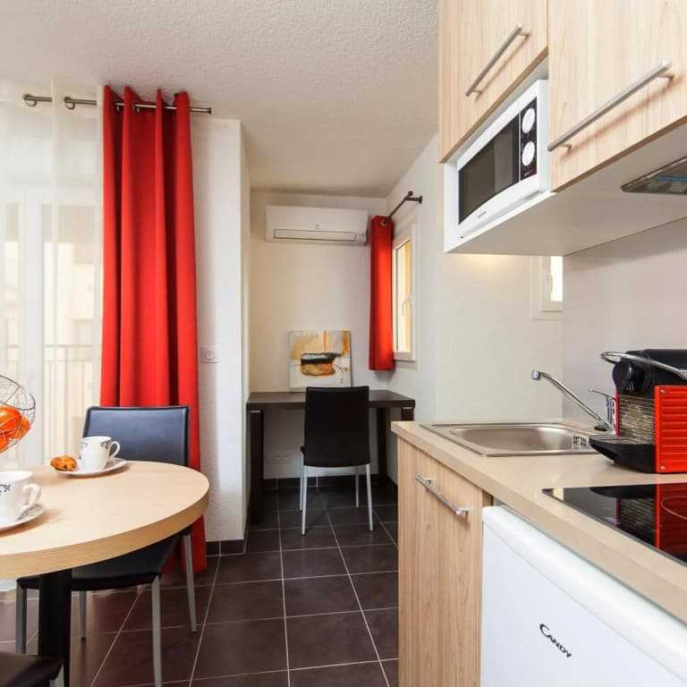 Villa Serafina Apartments - photo 25