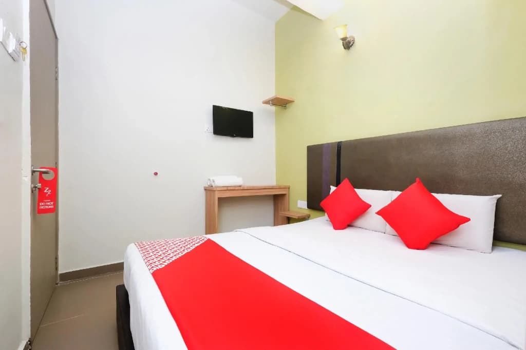 Hotel 24 Seven - photo 4
