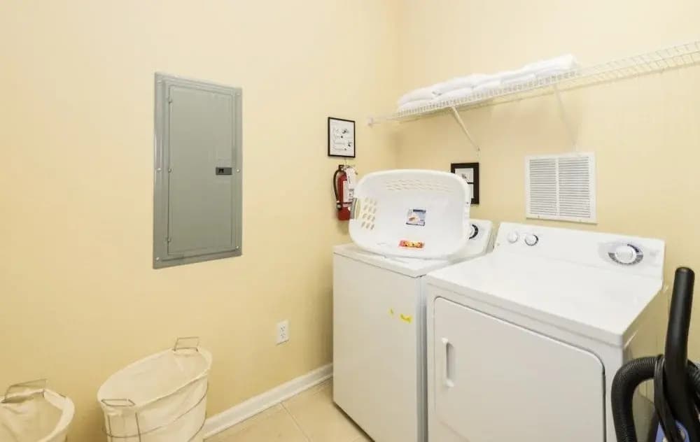 2 Bed 2 Bath Premium l 2004 - photo 9