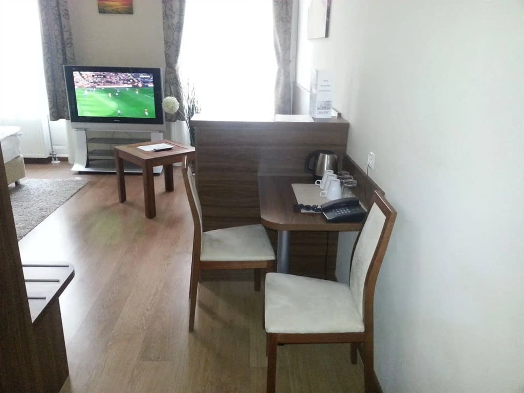 Elit Hotel - photo 3