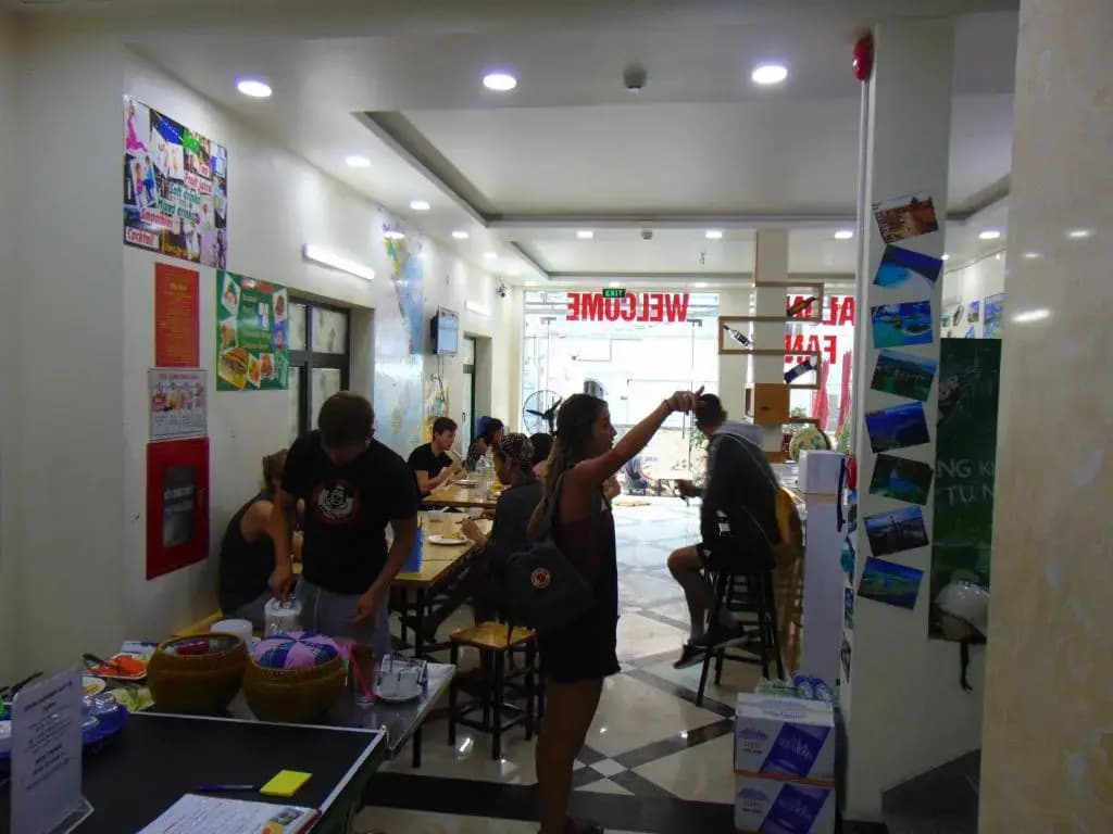 Ha Long Bay Fancy Hostel - photo 12