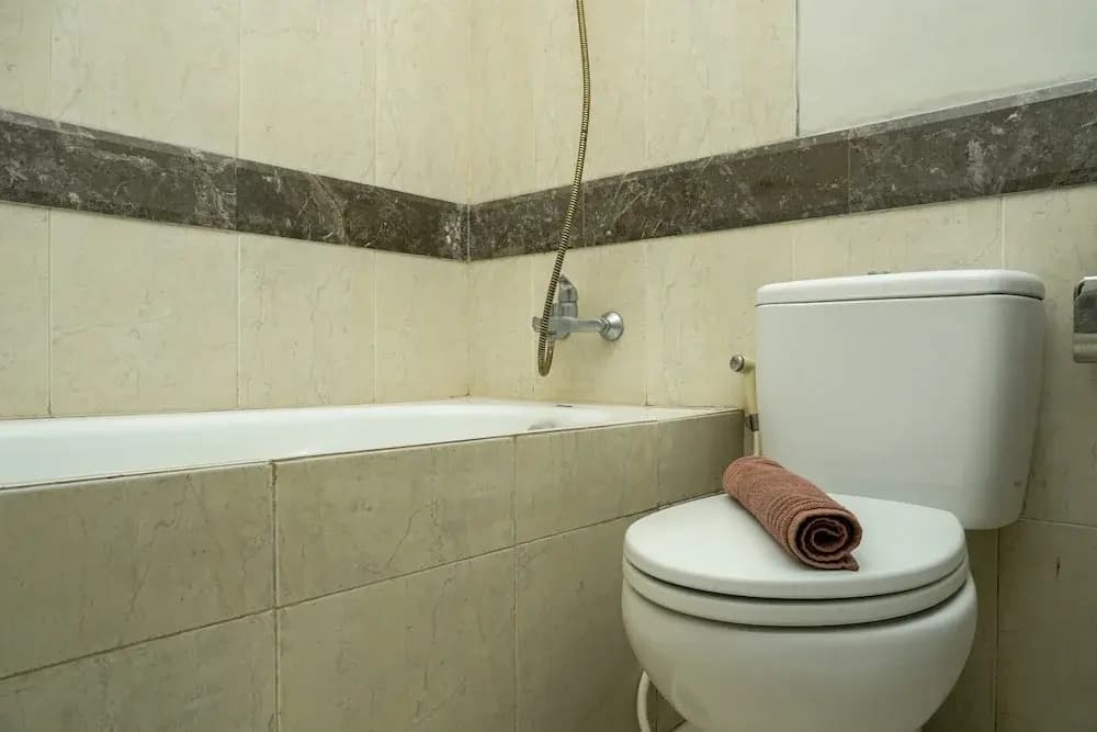 Comfy 1Br At Bellezza Apartment - photo 6