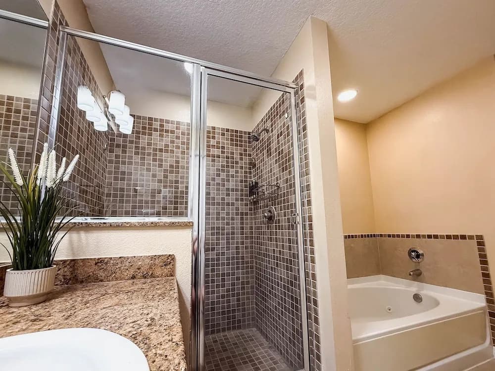 The Point Hotel & Suites Orlando - photo 8