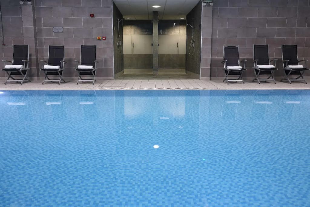 Edinburgh Marriott Hotel Holyrood - photo 11