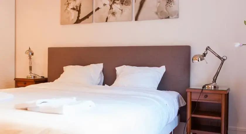 Longchamps Apartment - photo 2