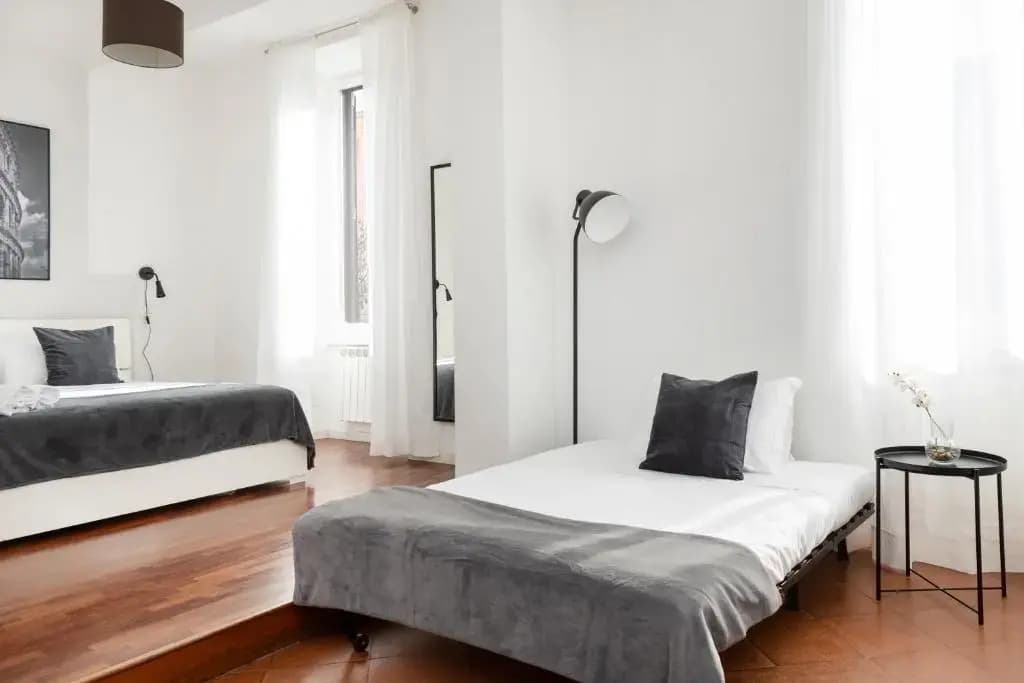 White Flat Termini - photo 4