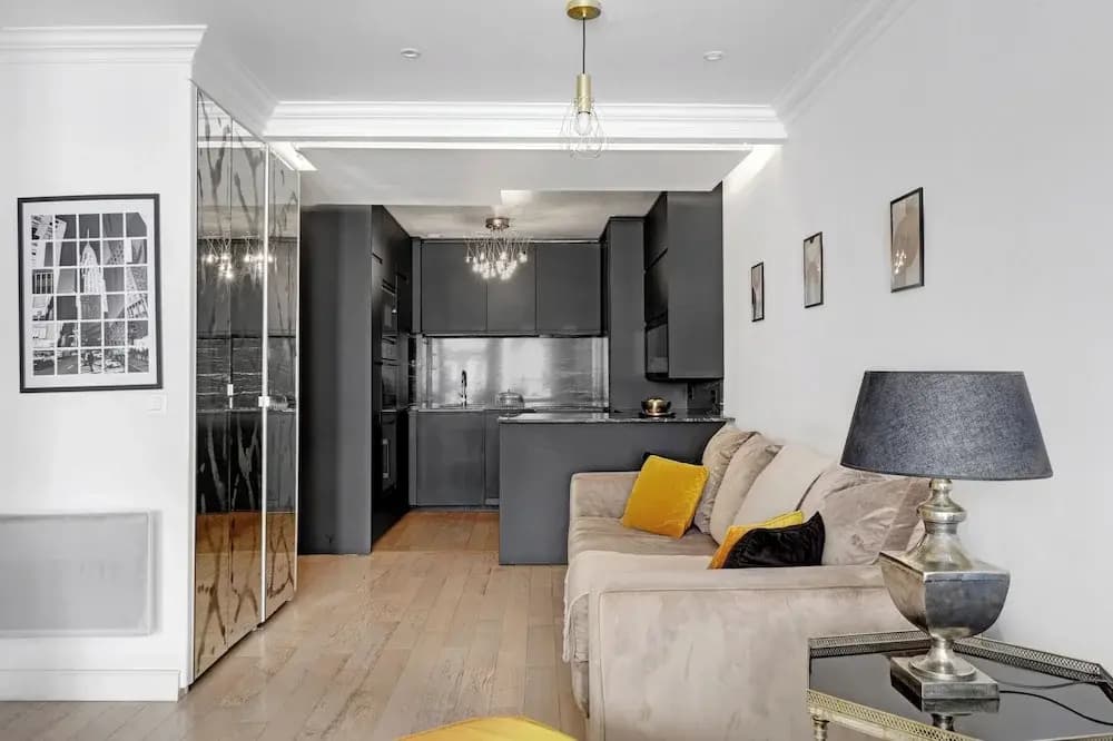 Stylish 2BR Near Faubourg Saint-Honoré - photo 7