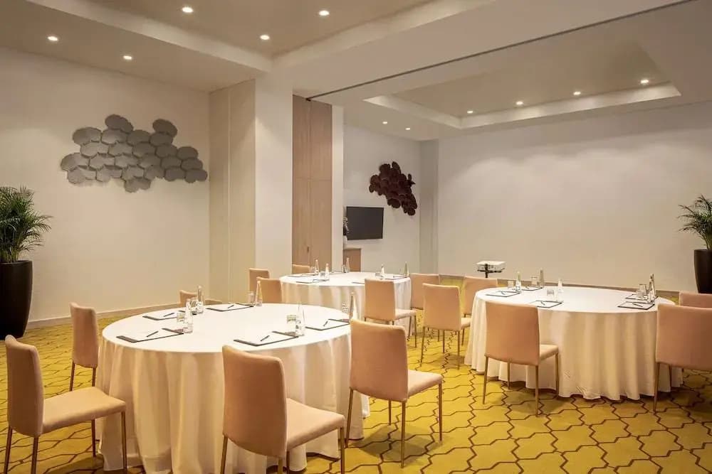 Doubletree By Hilton Fujairah City - photo 20