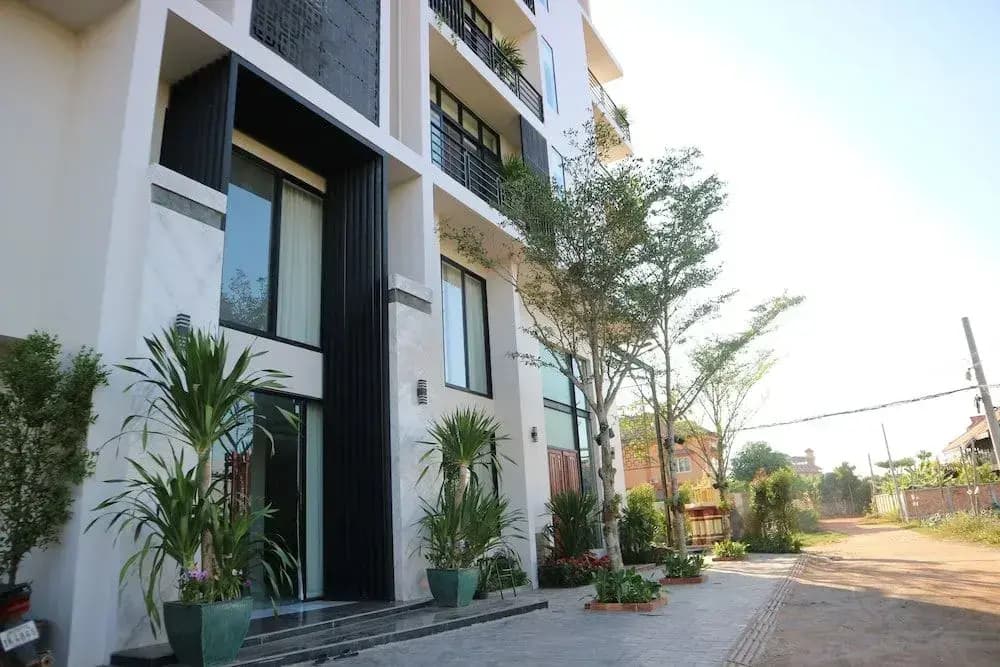 LY Residence Suite & Apartment - main photo