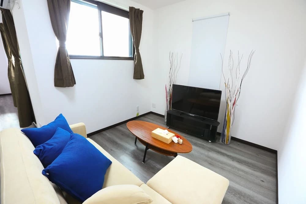 Tsuruhashi House - photo 2