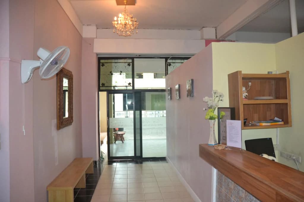 OYO 75486 Anna Residence Jomtien - photo 21