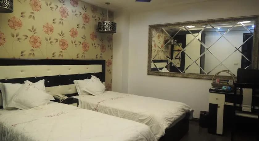 Seoul Hotel-148 Tran Duy Hung - photo 9