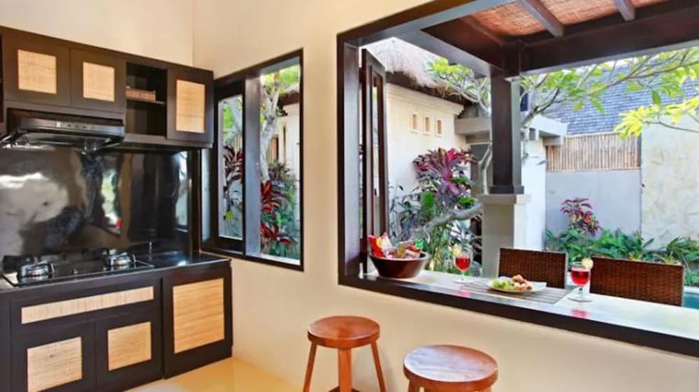 Villa Biru - photo 20