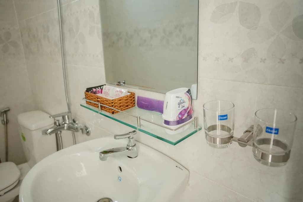 Phu Hong Hotel - photo 8
