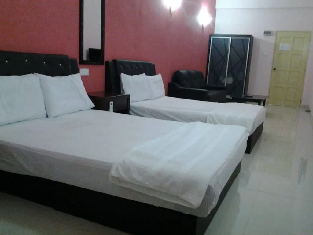 D'Family Hotel - photo 4