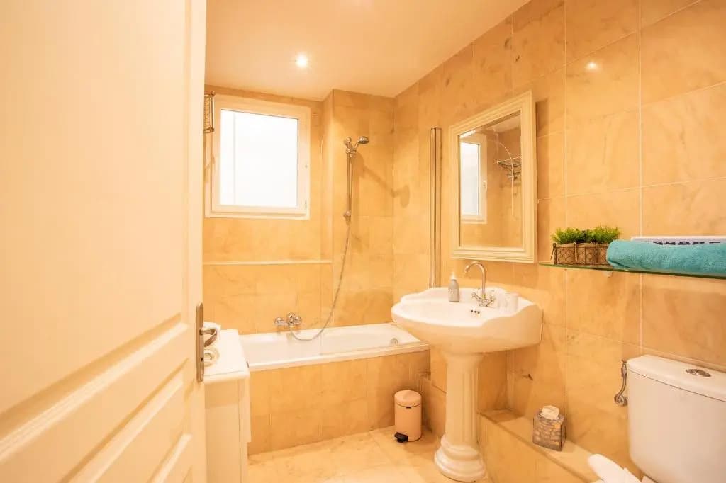 Le Foch Ap4244 by Riviera Holiday Homes - photo 7