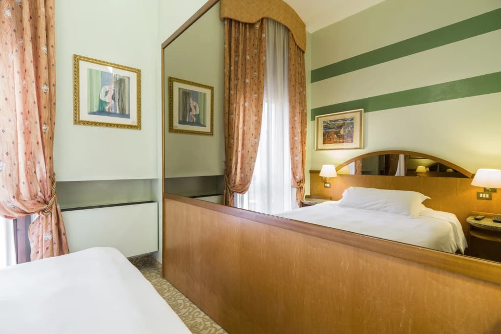 Hotel Carrobbio - photo 3