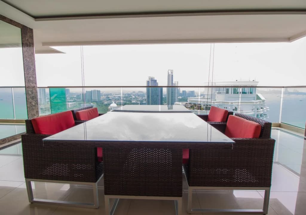 Wongamat Tower Condominium - photo 6