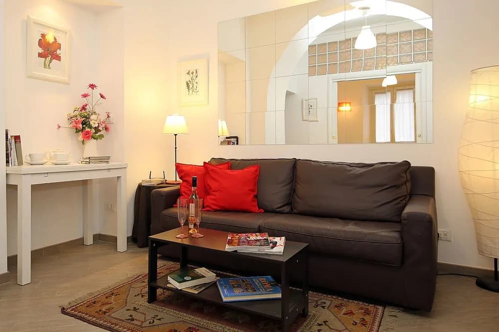 Great Central Apartment - photo 8